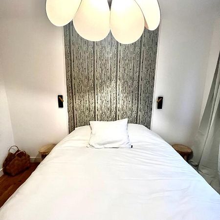 Les Suites Du Beffroi Кале Экстерьер фото