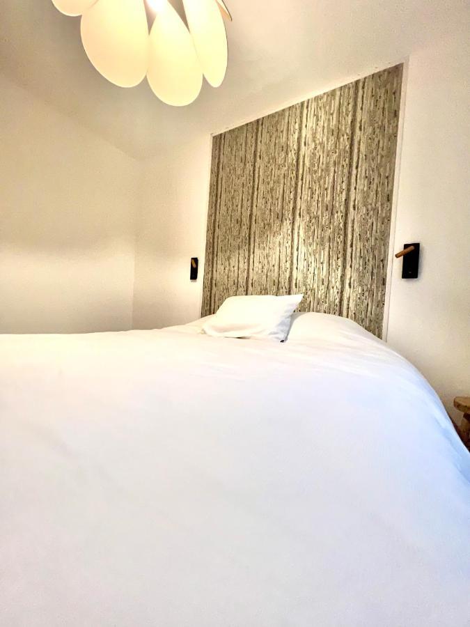 Les Suites Du Beffroi Кале Экстерьер фото