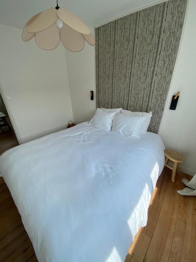 Les Suites Du Beffroi Кале Экстерьер фото